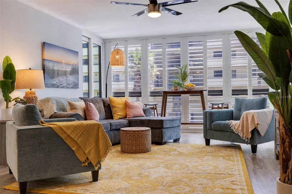 5396 GULF BOULEVARD #209 St Pete Beach, FL 33706
