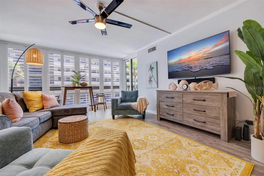 5396 GULF BOULEVARD #209 St Pete Beach, FL 33706