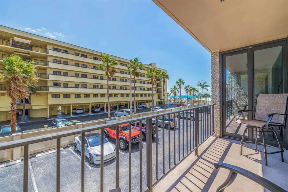 5396 GULF BOULEVARD #209 St Pete Beach, FL 33706