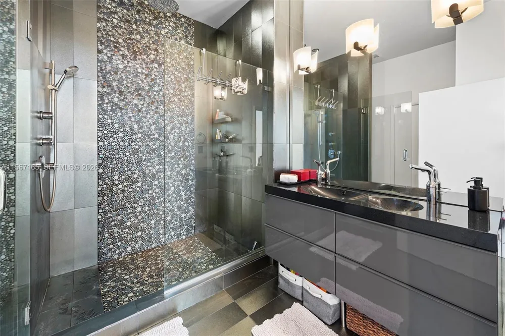 2001 Meridian Ave #517 Miami Beach, FL 33139
