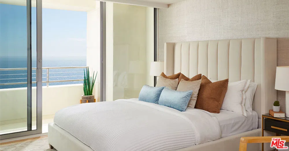 1221 W OCEAN AVENUE #306 Santa Monica, CA 90401