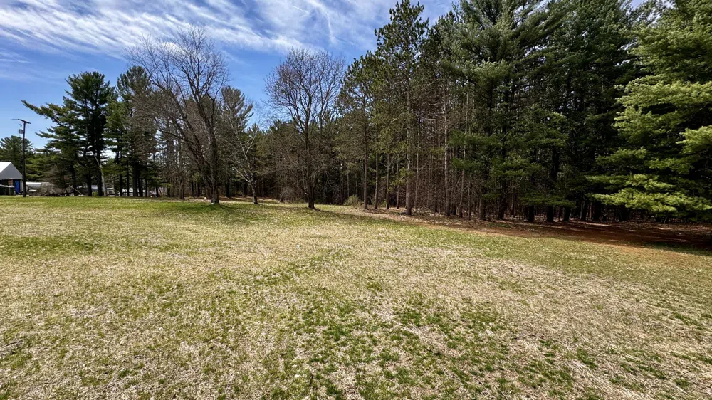 8072 S Mackinaw Trail Cadillac, MI 49601