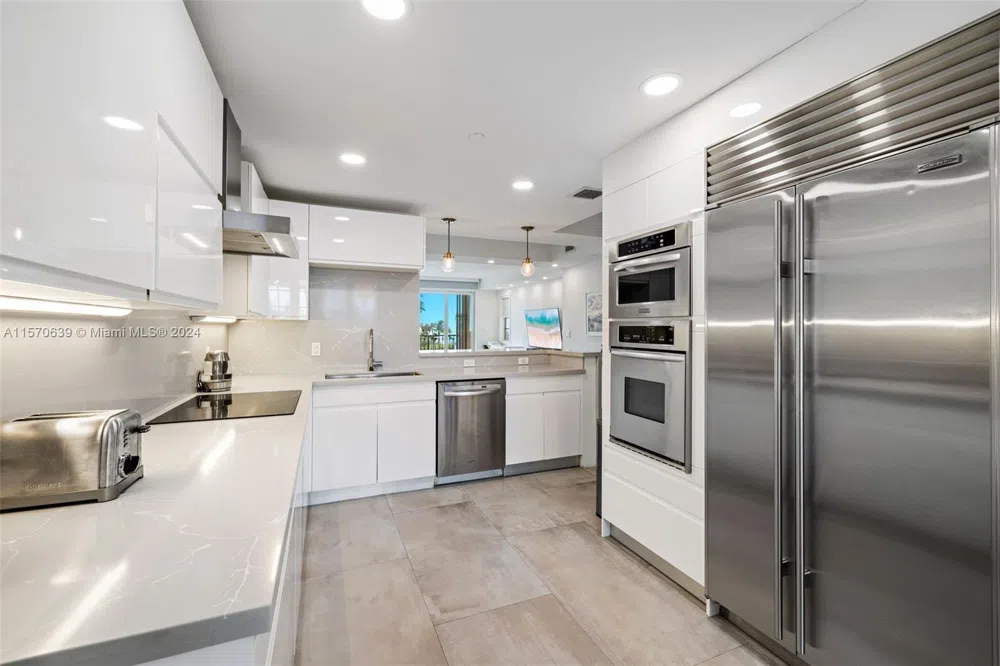 19144 Fisher Island Dr #19144 Miami Beach, FL 33109
