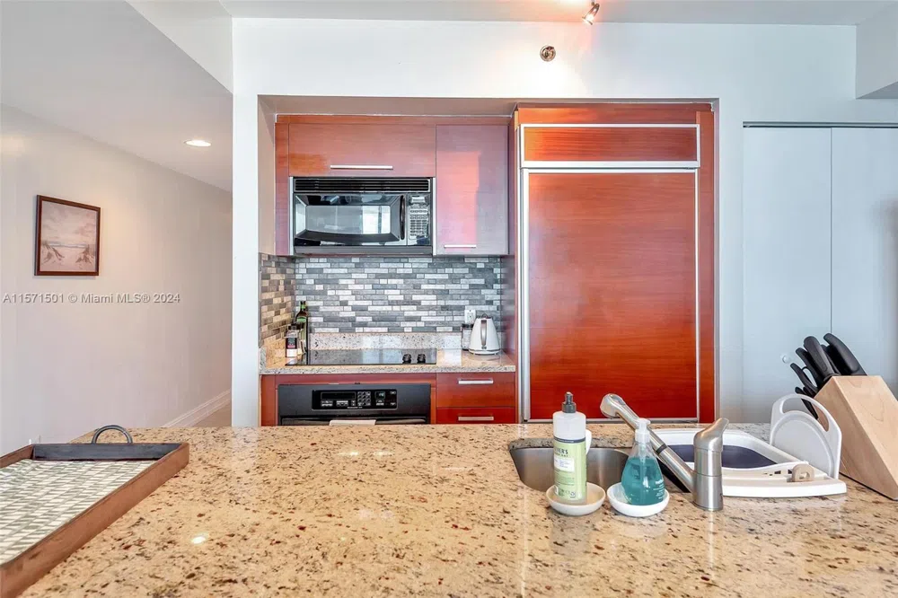 1830 S Ocean Dr #4709 Hallandale Beach, FL 33009
