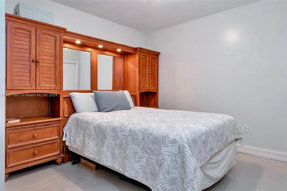 1830 S Ocean Dr #4709 Hallandale Beach, FL 33009