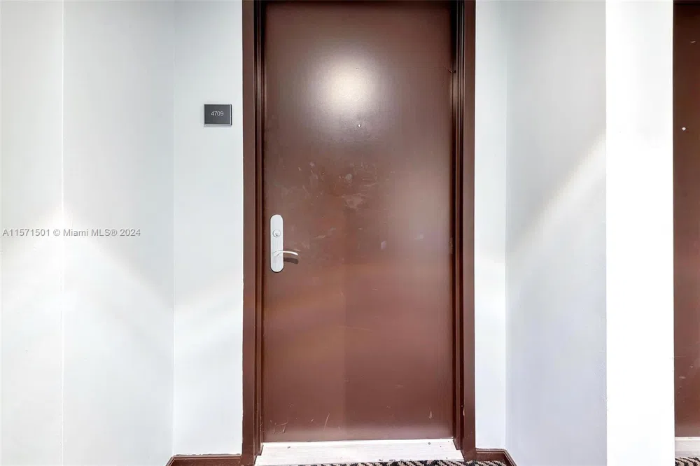 1830 S Ocean Dr #4709 Hallandale Beach, FL 33009