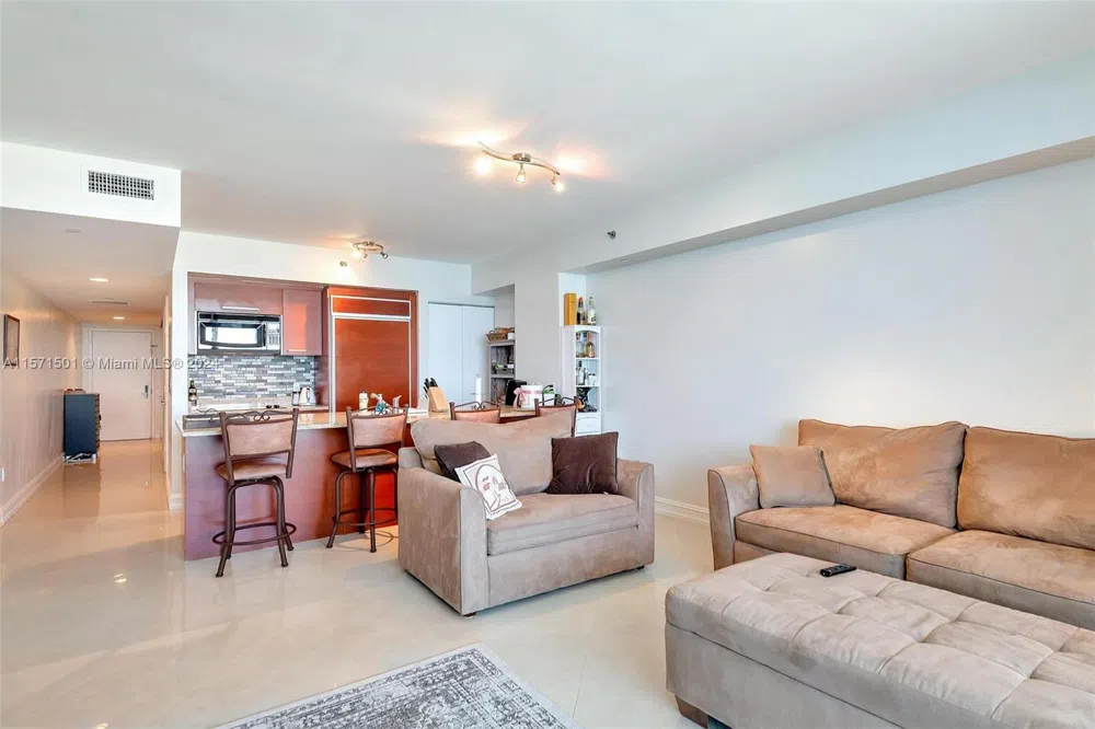 1830 S Ocean Dr #4709 Hallandale Beach, FL 33009