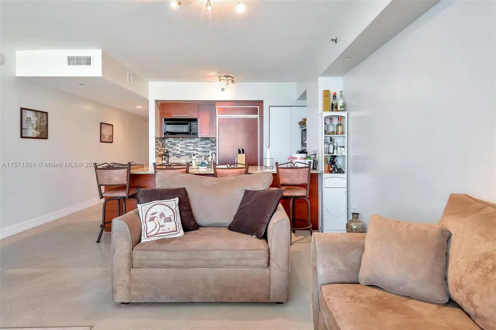 1830 S Ocean Dr #4709 Hallandale Beach, FL 33009