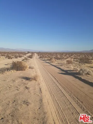 Cove View Twentynine Palms, CA 92277