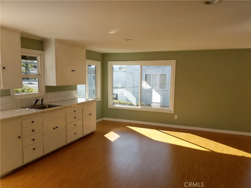 715 S Pacific Coast Highway S Redondo Beach, CA 90277