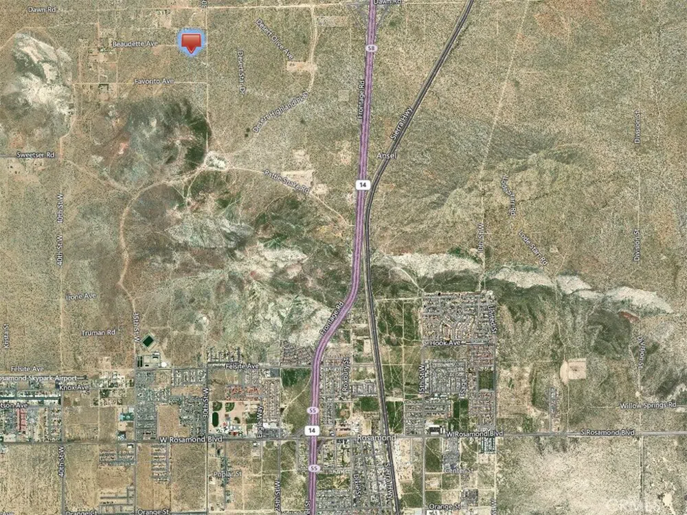 31 W and Favorito Avenue Rosamond, CA 93560