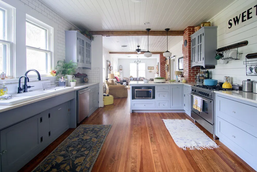 113 W Creek Street Fredericksburg, TX 78624
