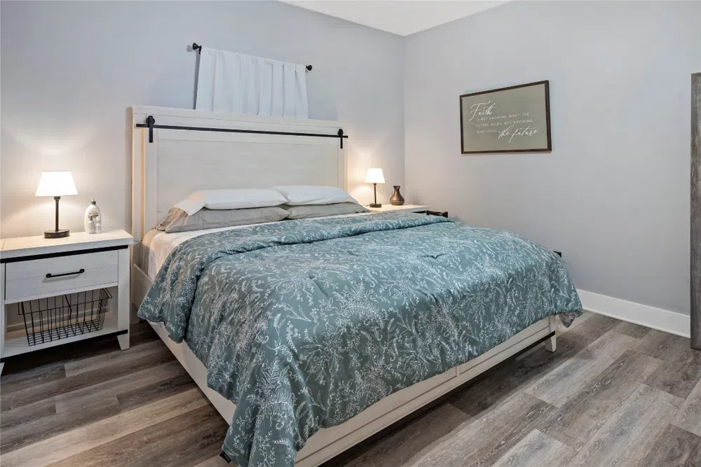 113 W Creek Street Fredericksburg, TX 78624
