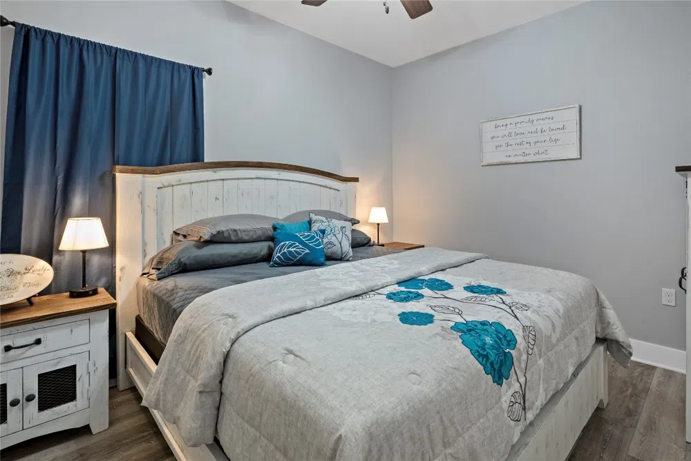 113 W Creek Street Fredericksburg, TX 78624
