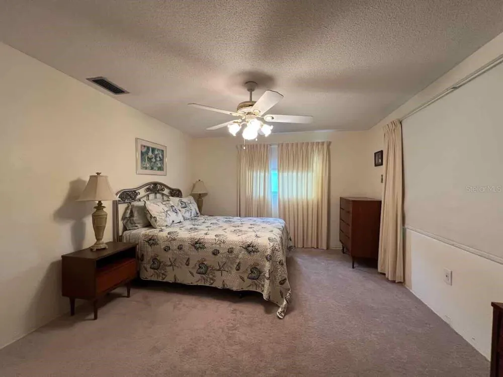 535 S PENINSULA AVENUE New Smyrna Beach, FL 32169
