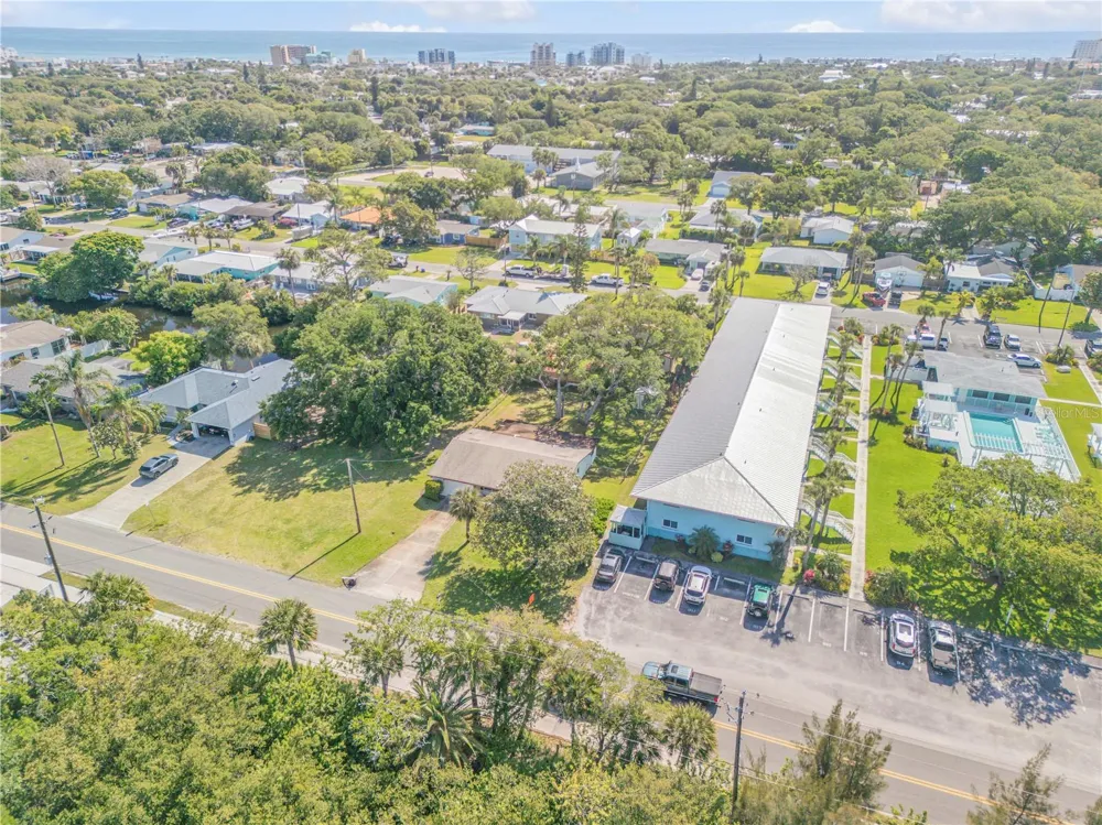 535 S PENINSULA AVENUE New Smyrna Beach, FL 32169