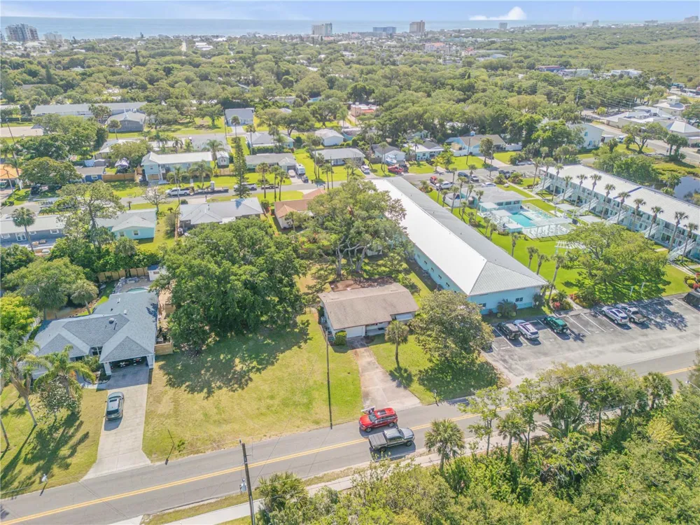 535 S PENINSULA AVENUE New Smyrna Beach, FL 32169