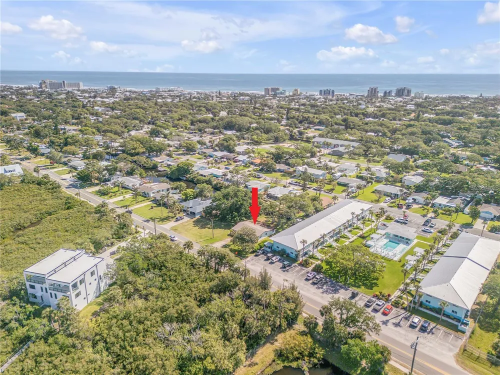 535 S PENINSULA AVENUE New Smyrna Beach, FL 32169