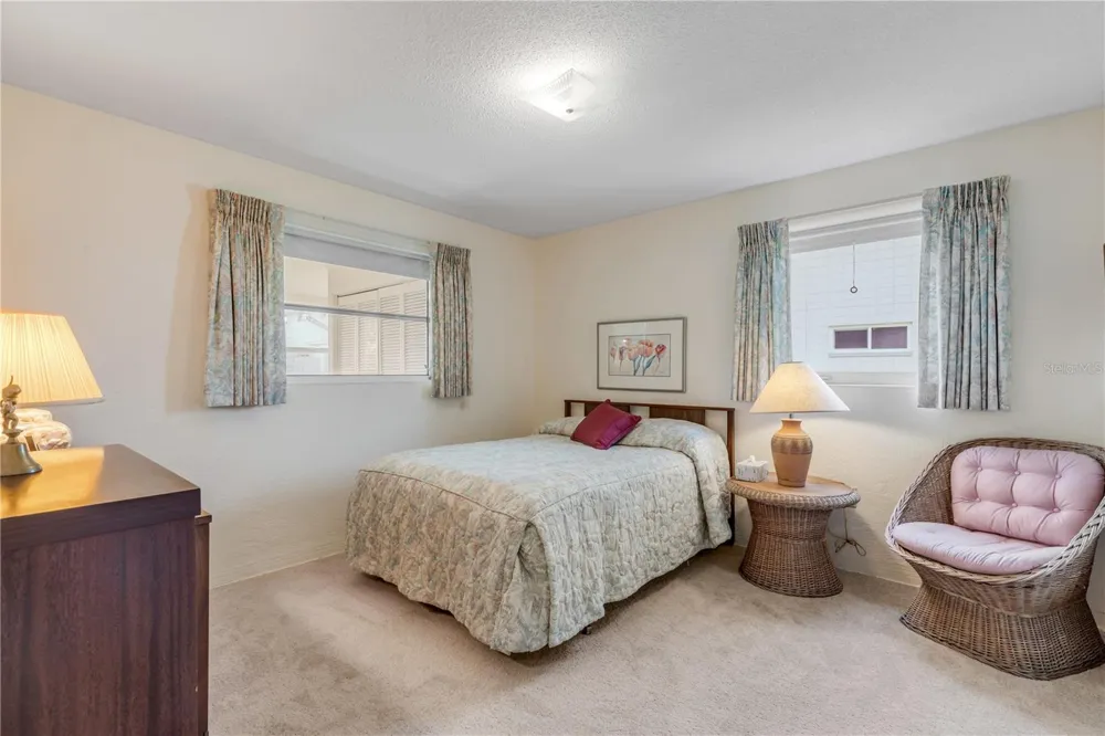 535 S PENINSULA AVENUE New Smyrna Beach, FL 32169
