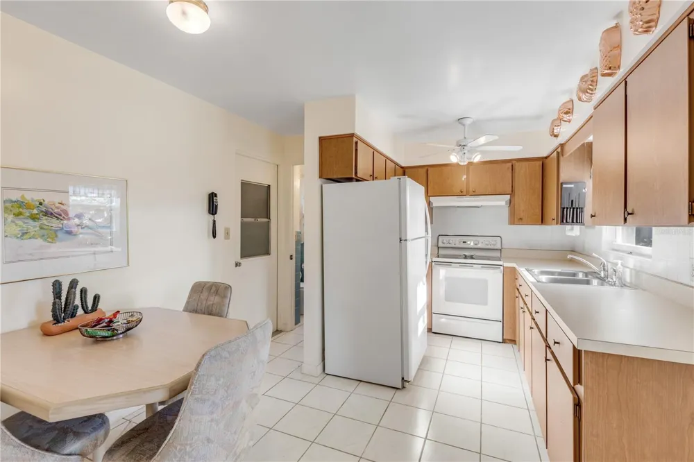 535 S PENINSULA AVENUE New Smyrna Beach, FL 32169