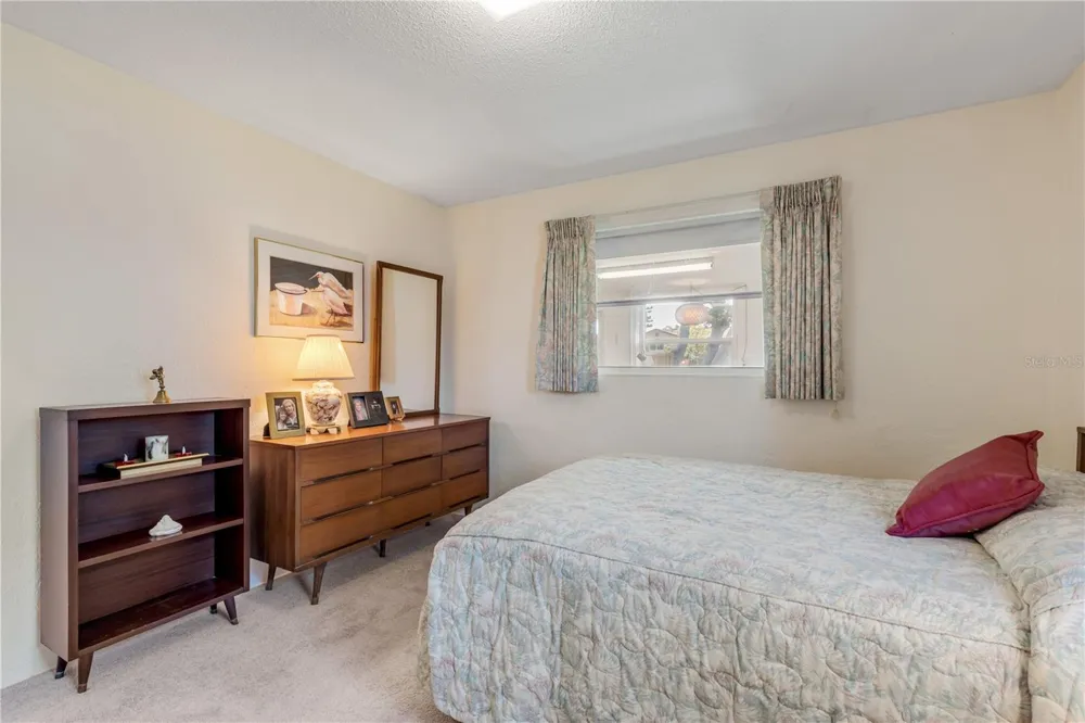 535 S PENINSULA AVENUE New Smyrna Beach, FL 32169