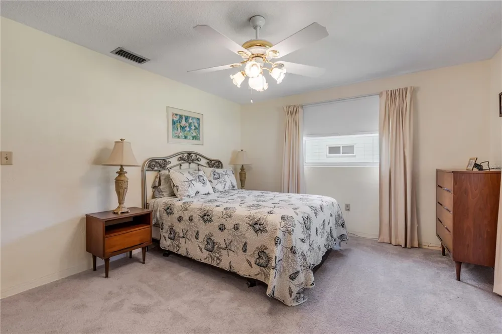 535 S PENINSULA AVENUE New Smyrna Beach, FL 32169