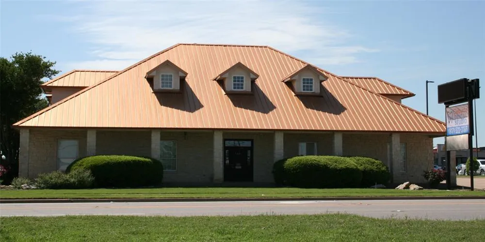 1601 W Henderson Cleburne, TX 76033