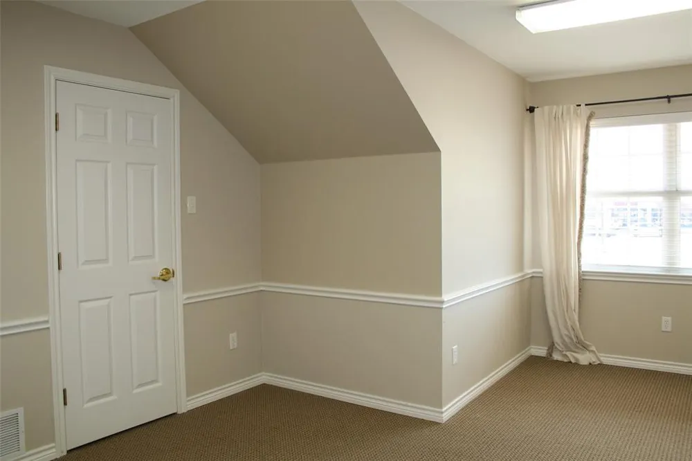 1601 W Henderson Cleburne, TX 76033