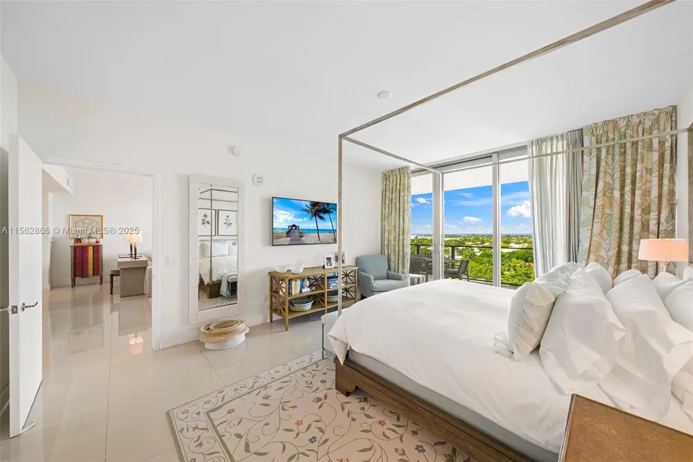 360 Ocean Dr #905S Key Biscayne, FL 33149