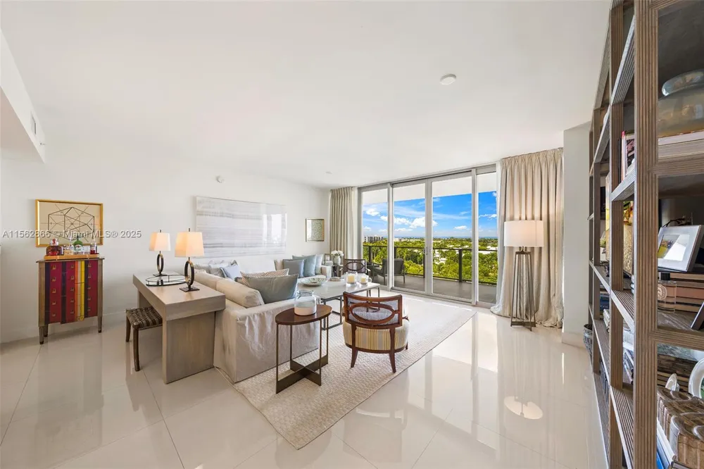 360 Ocean Dr #905S Key Biscayne, FL 33149