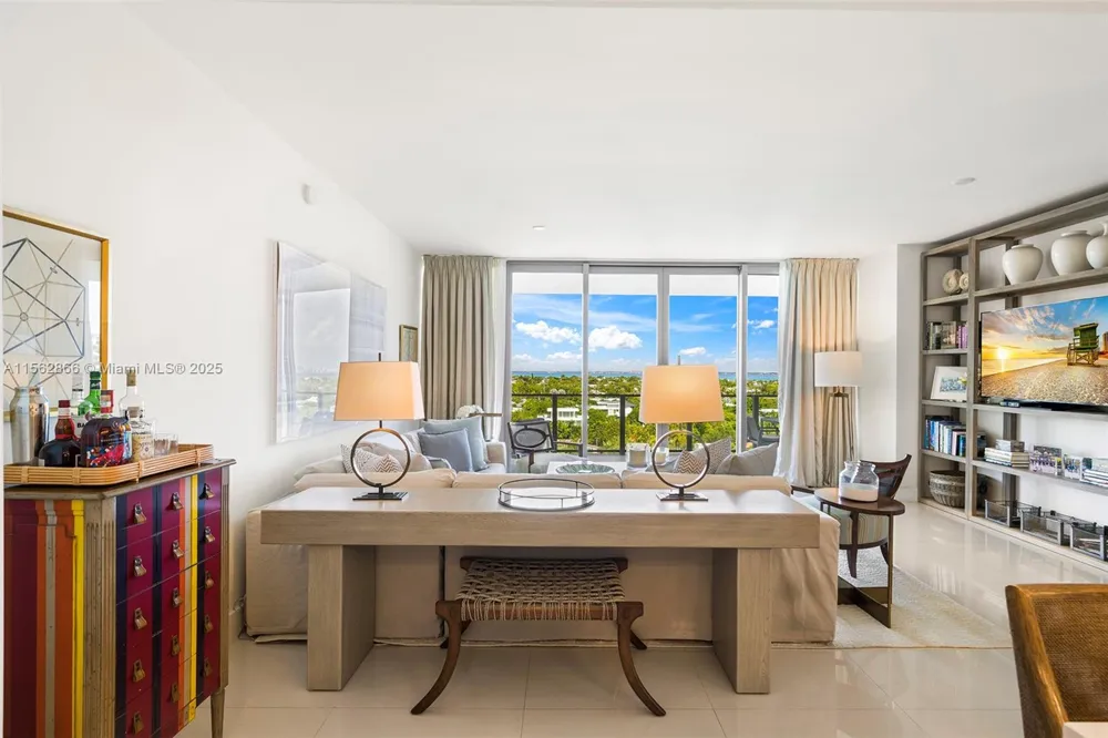 360 Ocean Dr #905S Key Biscayne, FL 33149