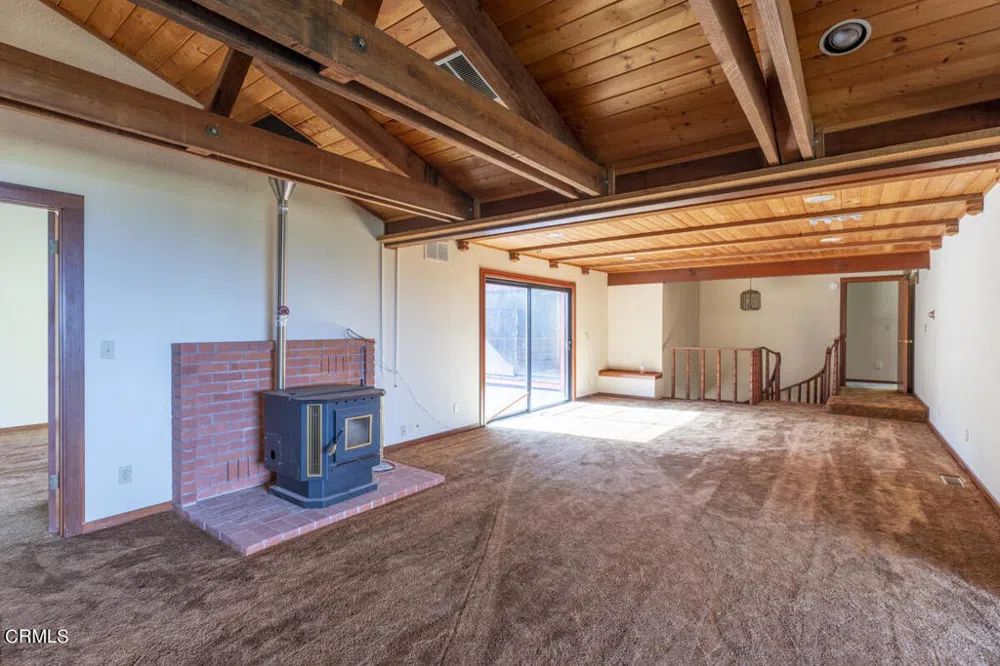 33451 Little Valley Road Fort Bragg, CA 95437
