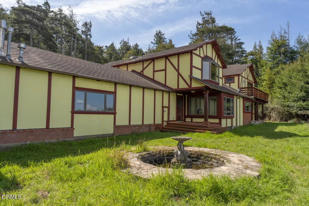 33451 Little Valley Road Fort Bragg, CA 95437