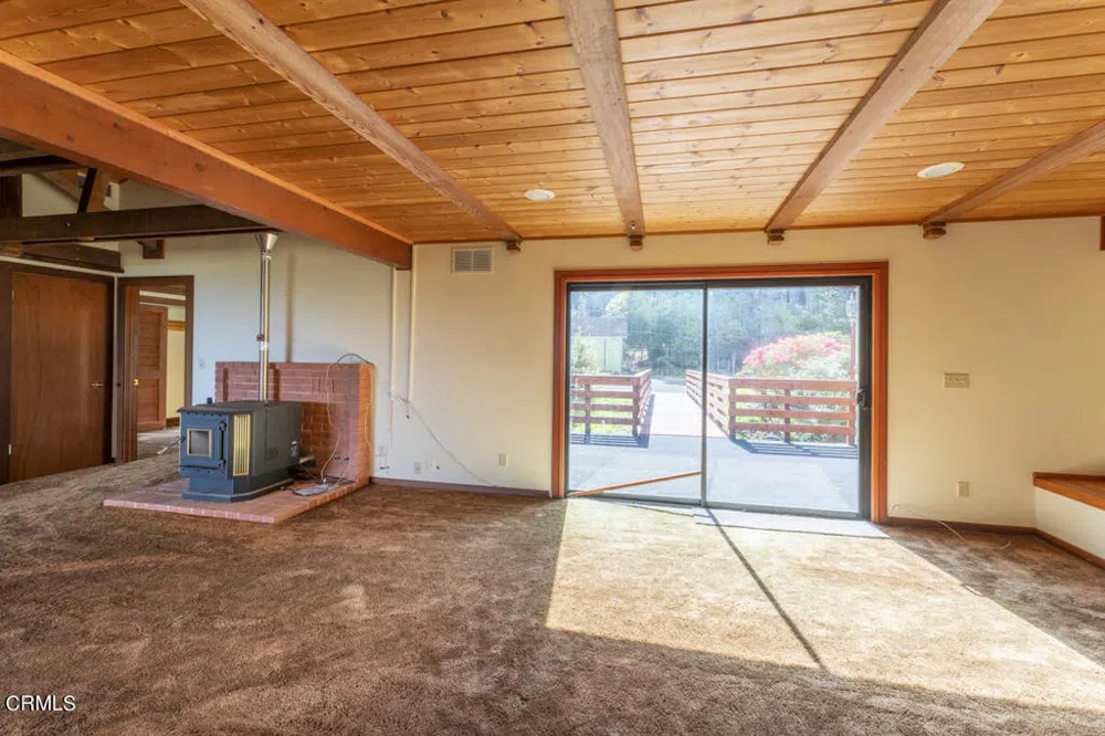 33451 Little Valley Road Fort Bragg, CA 95437