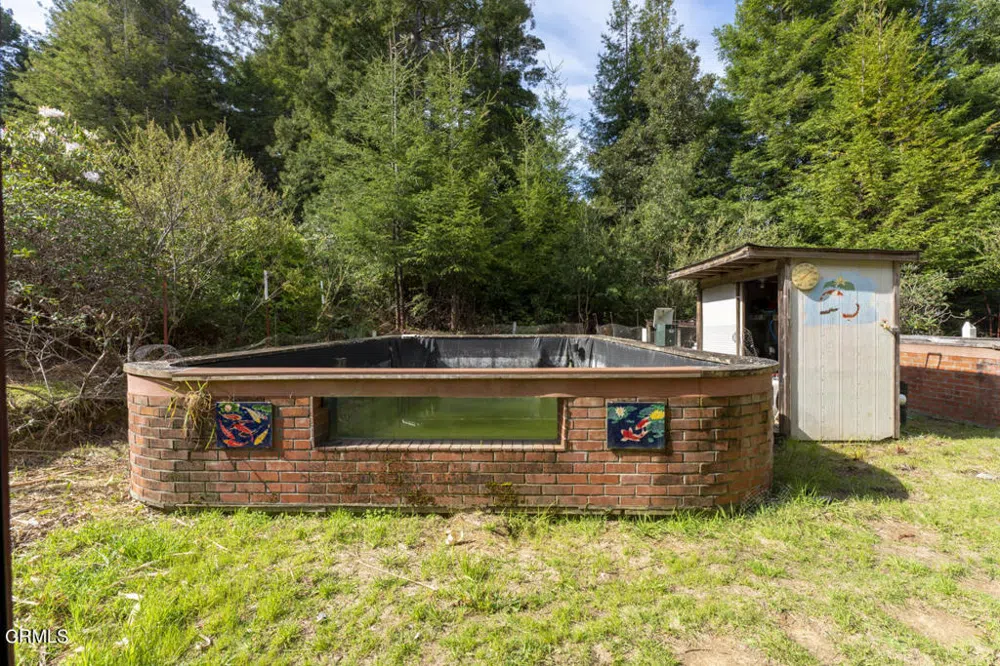 33451 Little Valley Road Fort Bragg, CA 95437