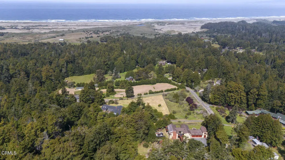 33451 Little Valley Road Fort Bragg, CA 95437