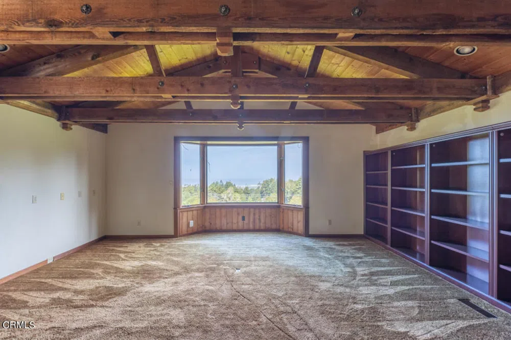 33451 Little Valley Road Fort Bragg, CA 95437