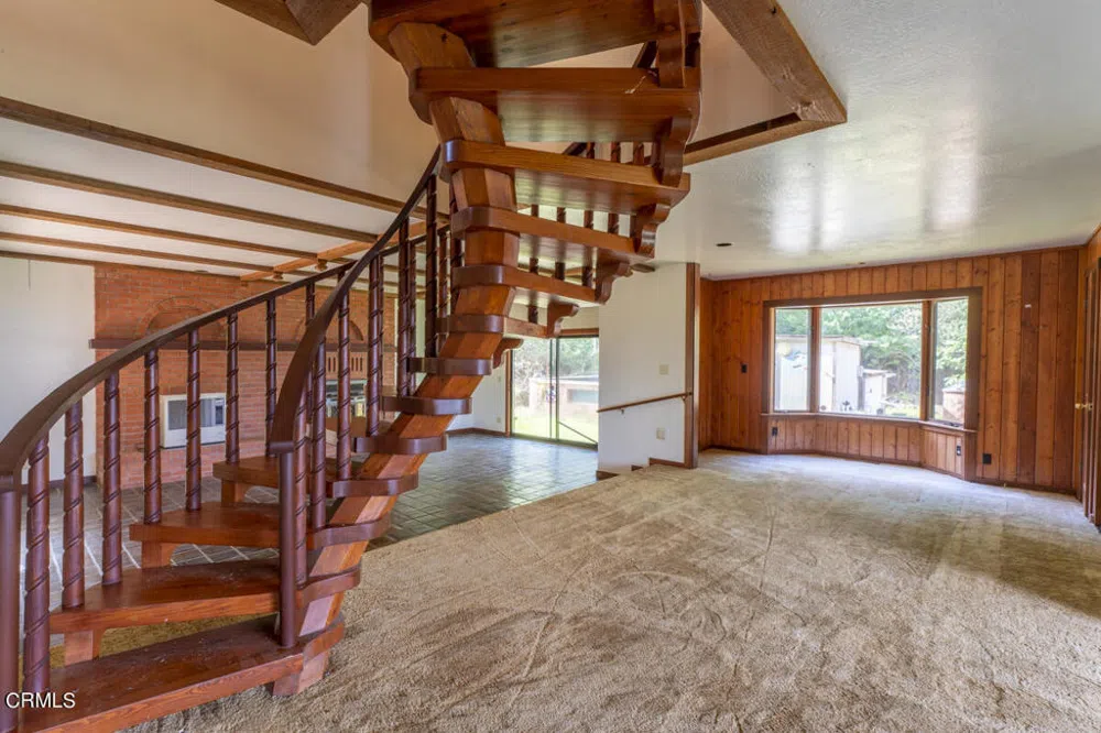 33451 Little Valley Road Fort Bragg, CA 95437