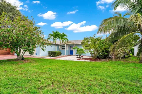 363 HARBOR DR