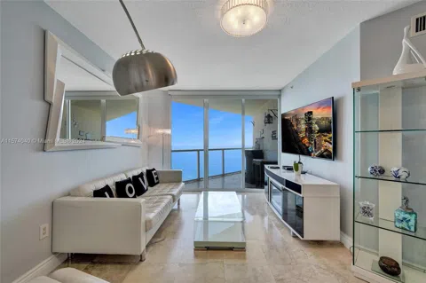16699 Collins Ave #4106