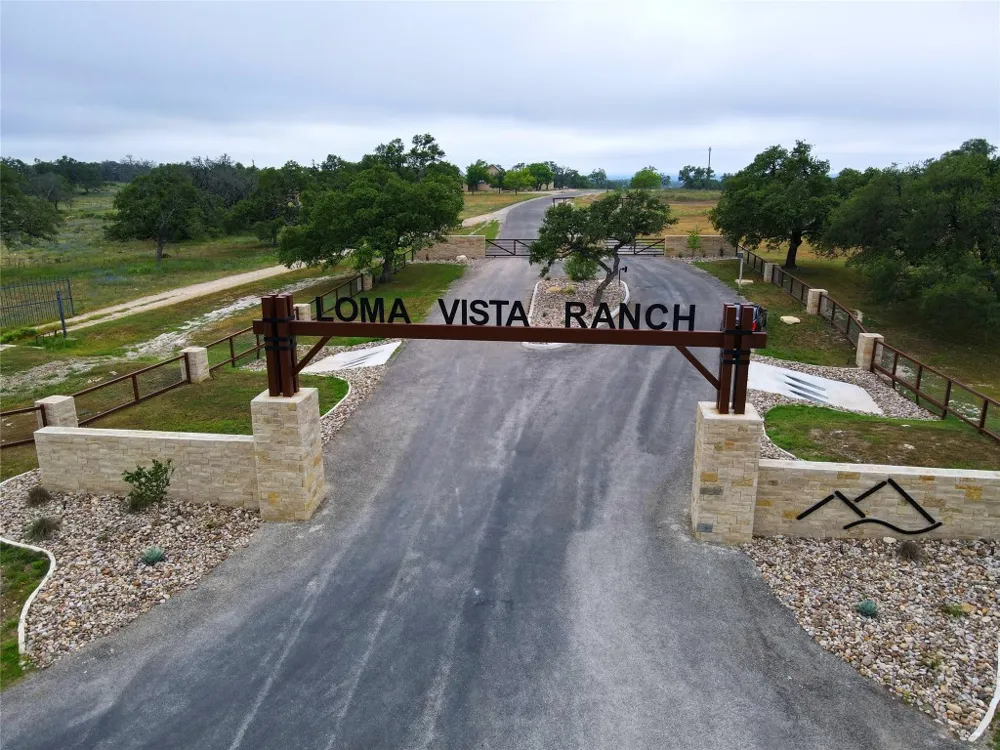 150 Cattlemans Crossing Drive Kerrville, TX 78631