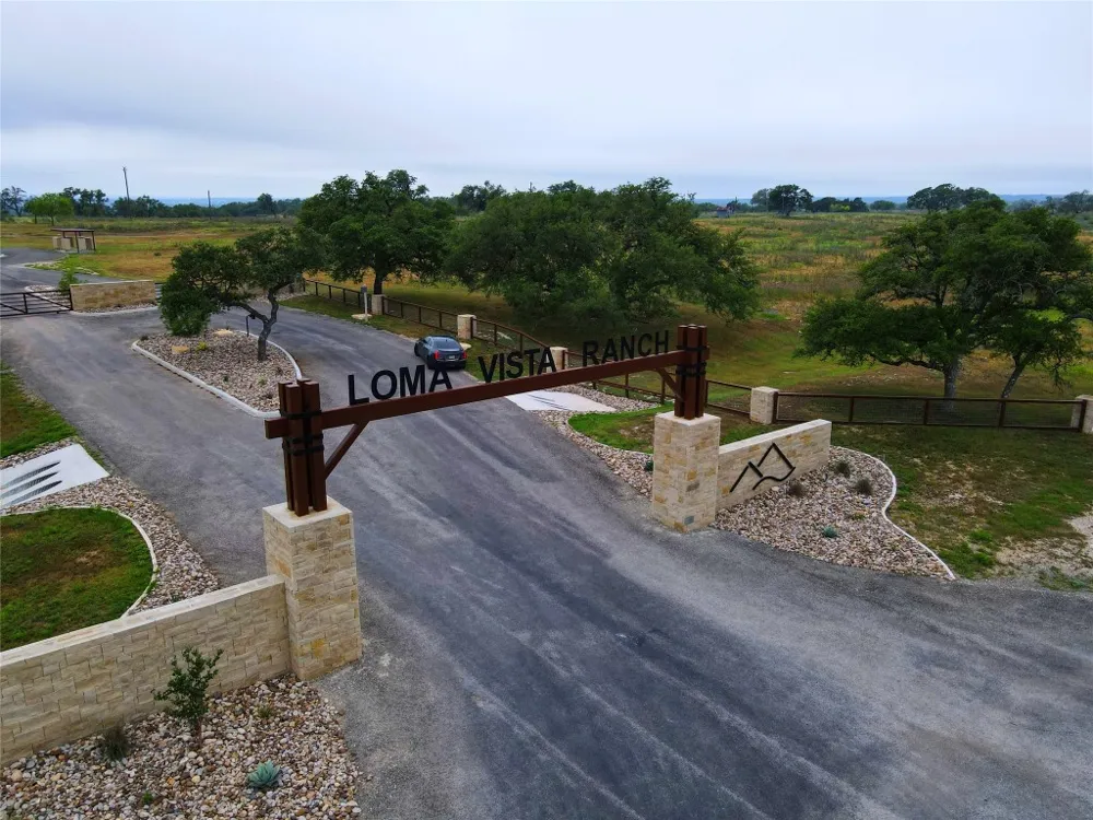 150 Cattlemans Crossing Drive Kerrville, TX 78631