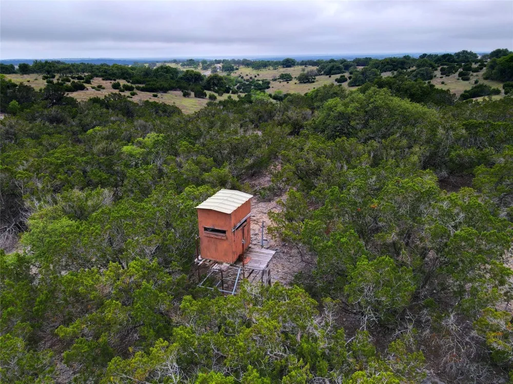 150 Cattlemans Crossing Drive Kerrville, TX 78631