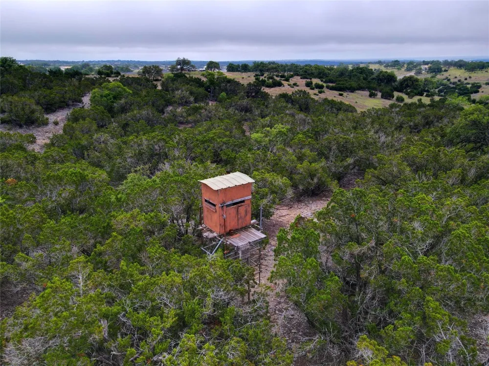 150 Cattlemans Crossing Drive Kerrville, TX 78631