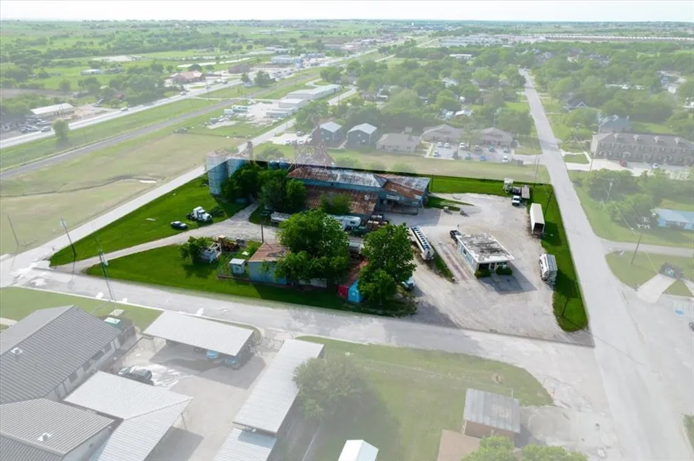 201 W Godley Avenue Godley, TX 76044