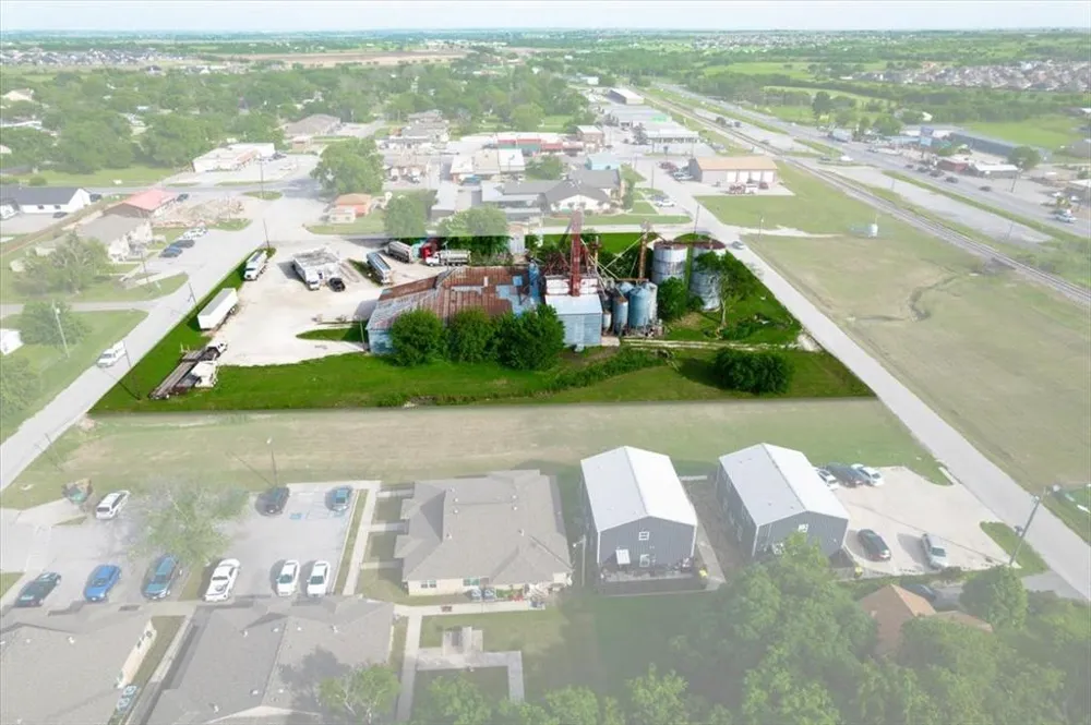201 W Godley Avenue Godley, TX 76044