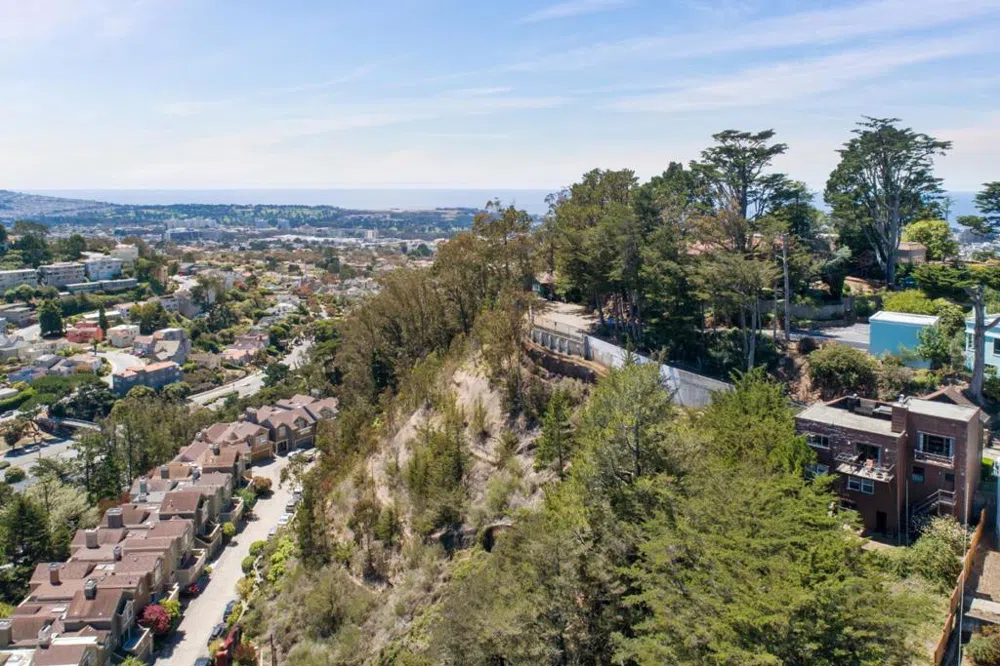 285 Edgehill Way San Francisco, CA 94127