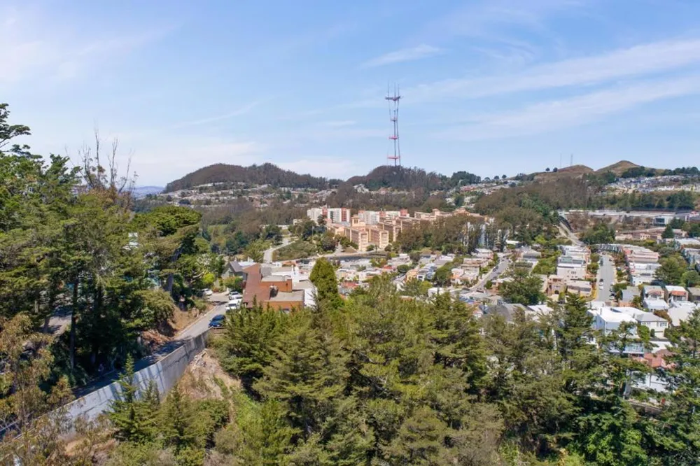 285 Edgehill Way San Francisco, CA 94127