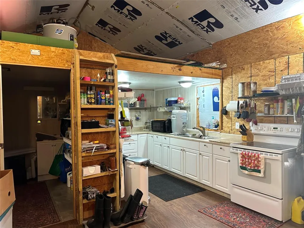 SW 3070 ROAD Purdon, TX 76679