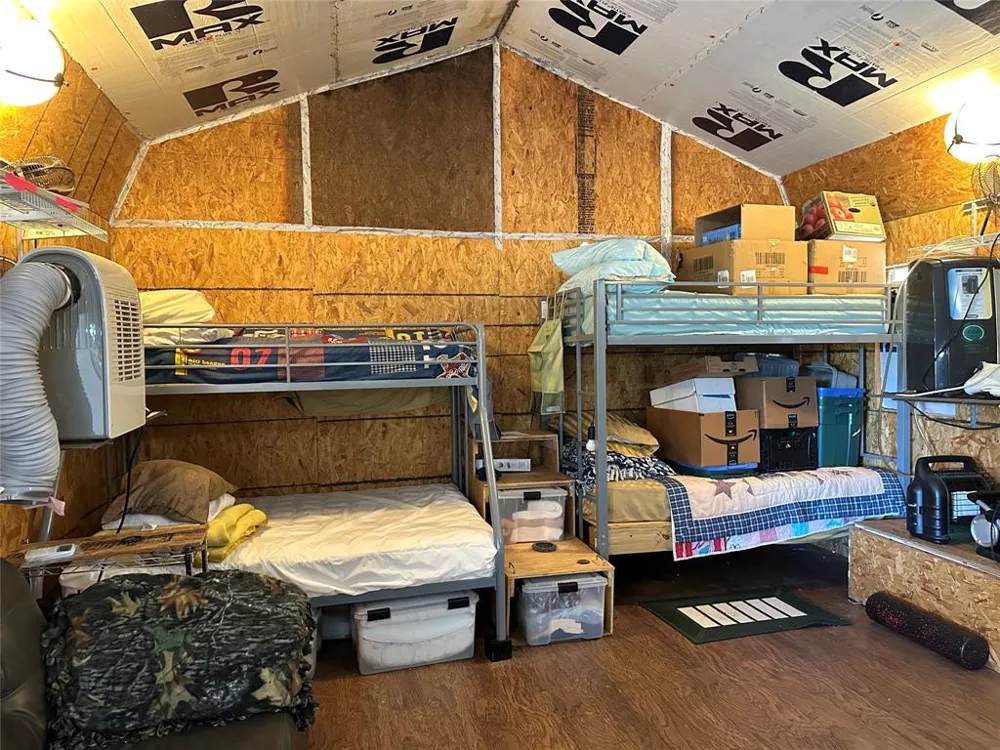 SW 3070 ROAD Purdon, TX 76679